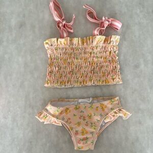 Minnow bikini size 2t EUC tiny pilling on bottoms